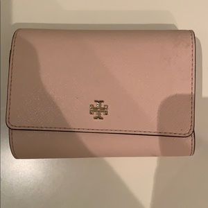 tory burch wallet